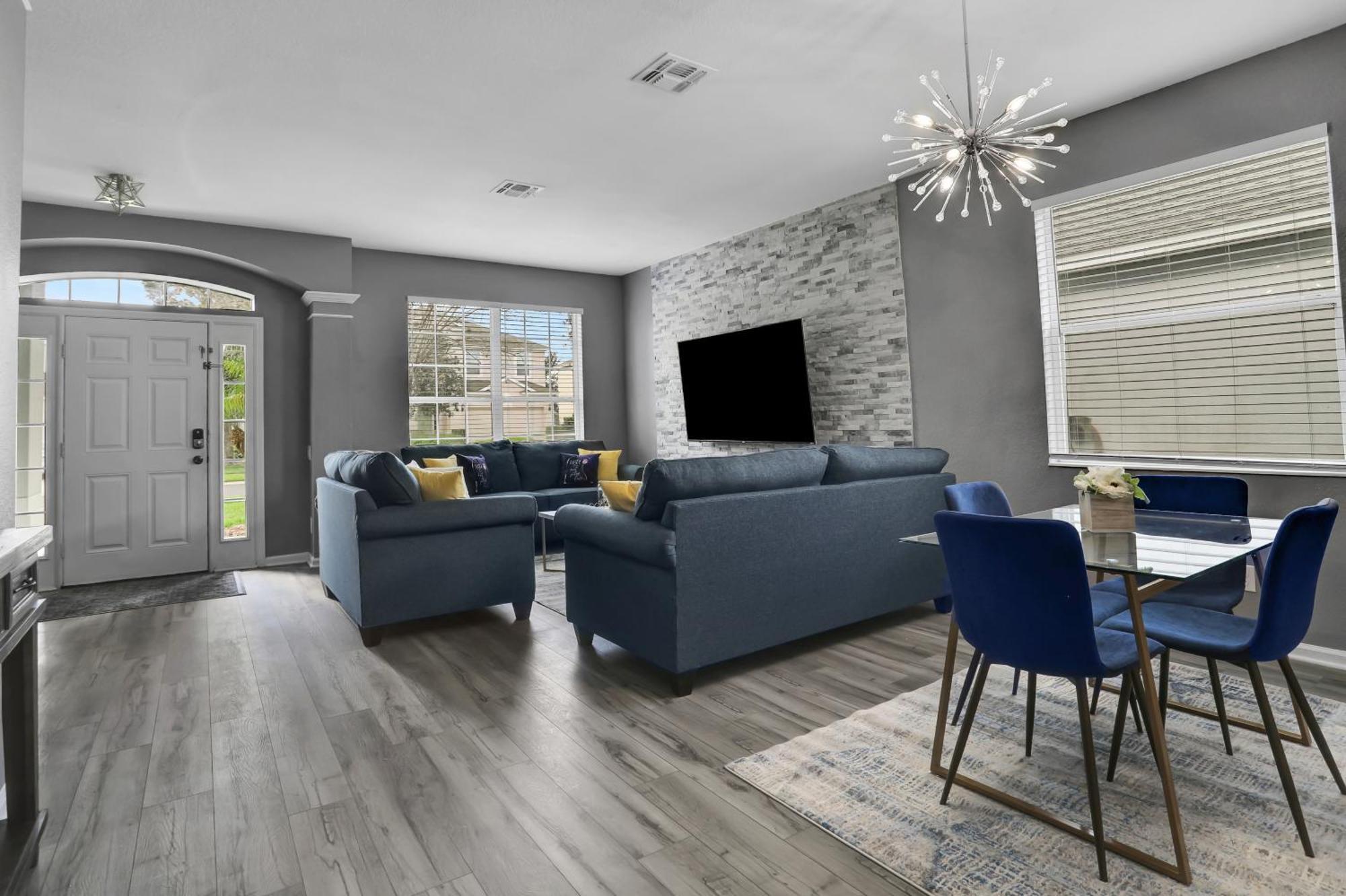 Themed Luxury 6br Getaway With Amenities *