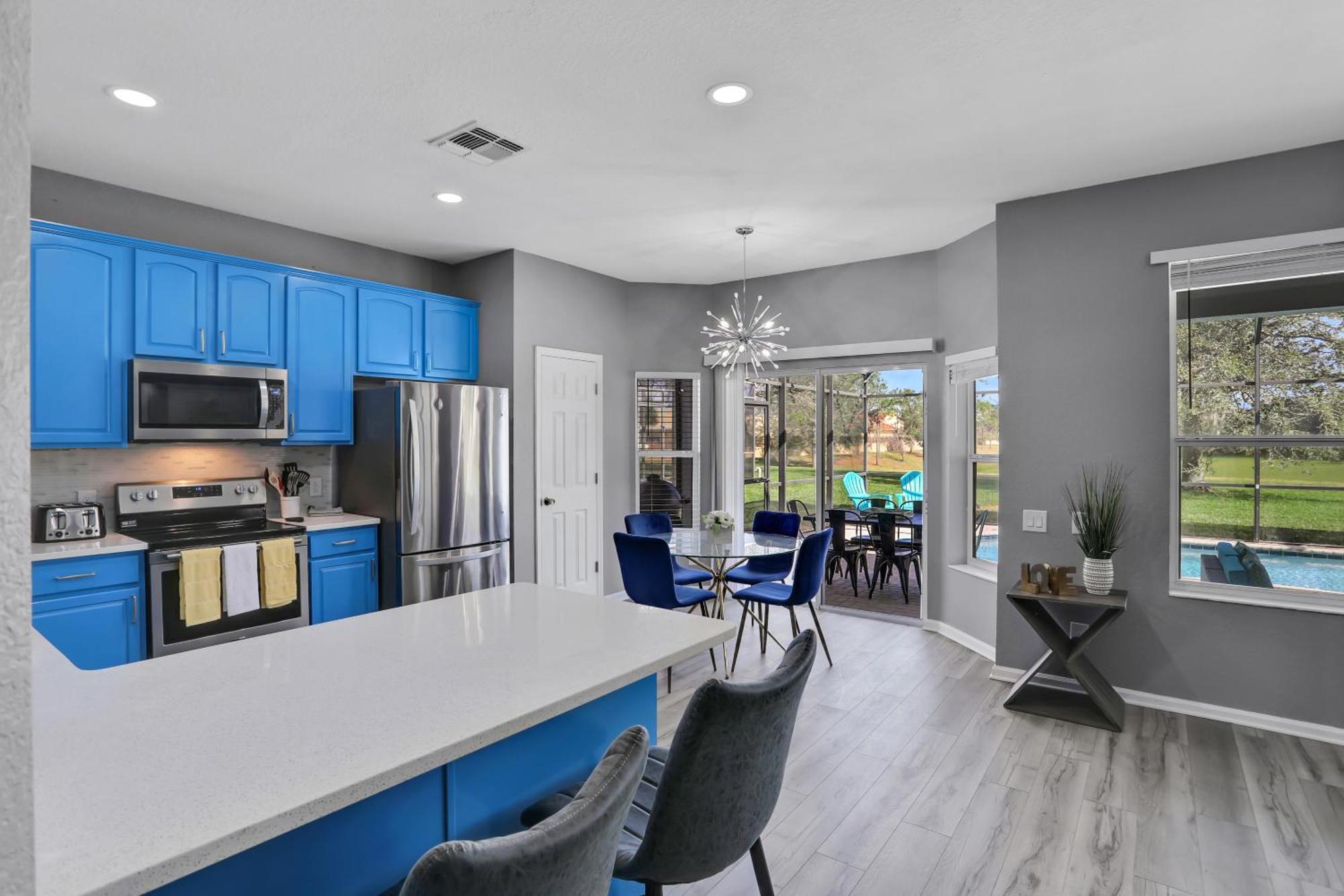 Villa Themed Luxury 6br Getaway With Amenities