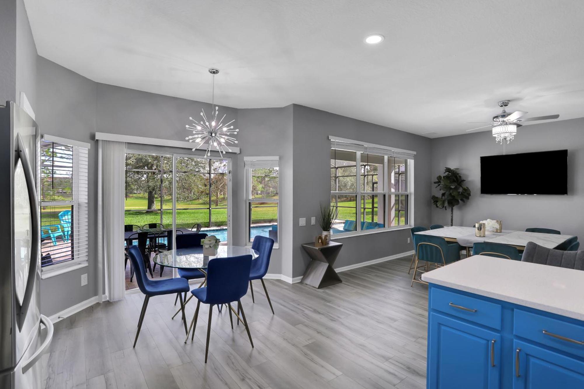 Themed Luxury 6br Getaway With Amenities Villa