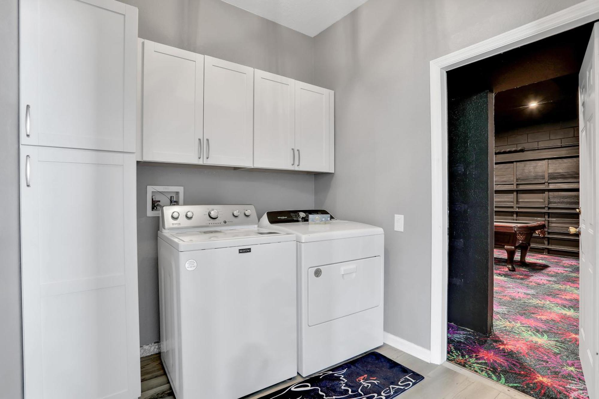 Villa Themed Luxury 6br Getaway With Amenities
