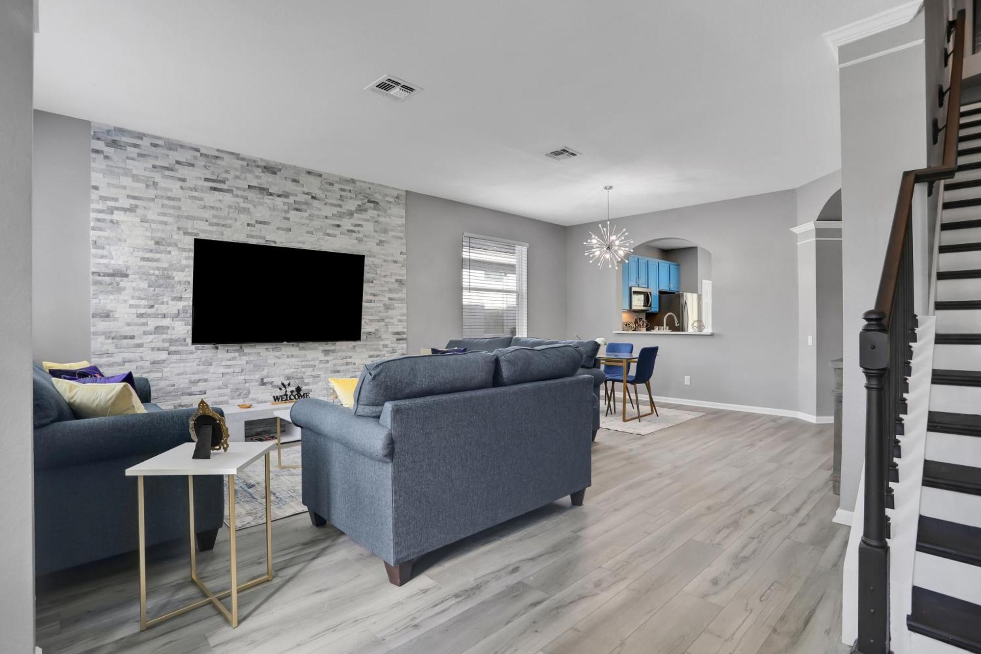 Themed Luxury 6br Getaway With Amenities *