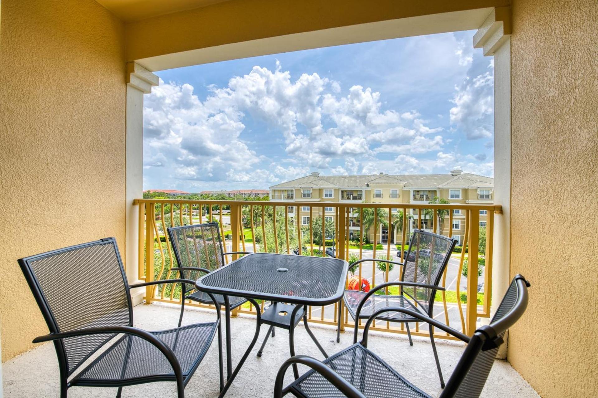 Floor*balcony*vistacay Convention Ctr & Idrive Orlando