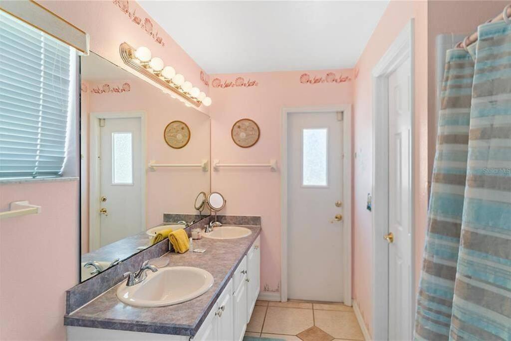 1589 Charming New 4bd In The Heart Of Kissimmee * Orlando