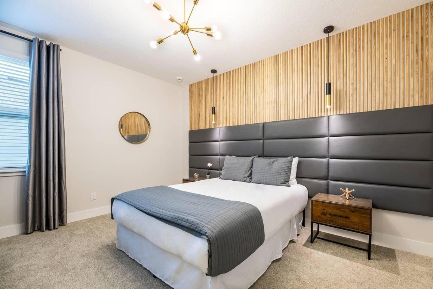 Ec448 - Colorful Getaway With Theater At Encore Holiday home Orlando