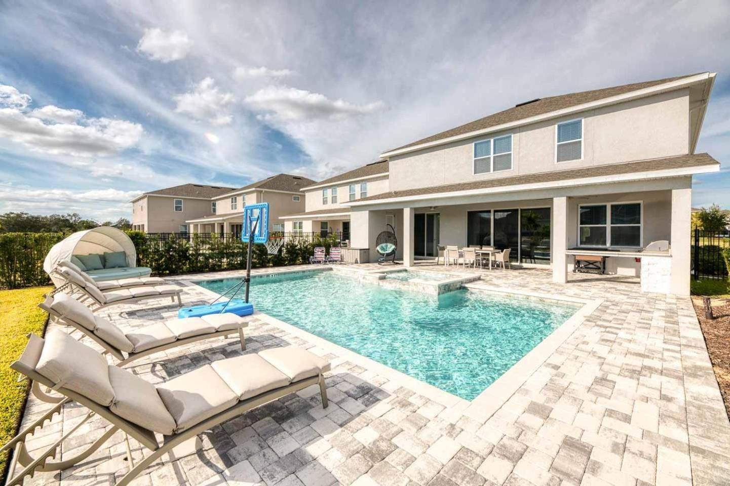 Ec436 - Elegant Oasis With Theater At Encore Holiday home Orlando
