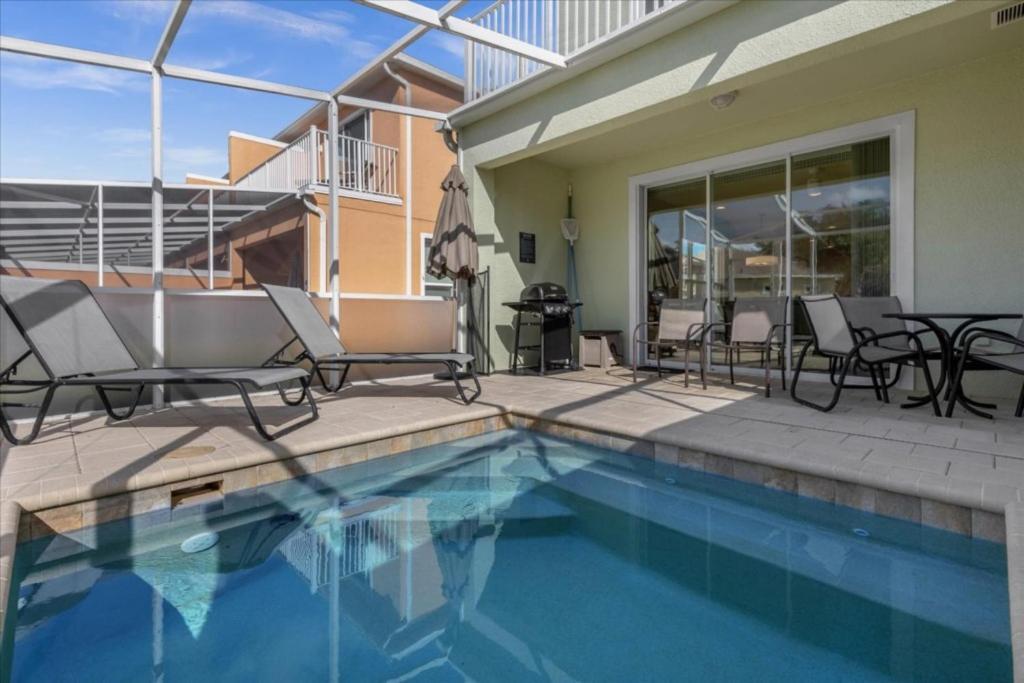 3 Bedrooms- 3 Bathrooms- The Retreat 1521 Rc Orlando