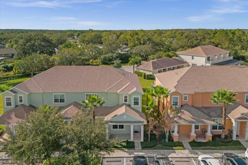 3 Bedrooms- 3 Bathrooms- The Retreat 1521 Rc *