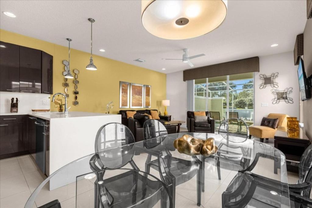 3 Bedrooms- 3 Bathrooms- The Retreat 1521 Rc Holiday home