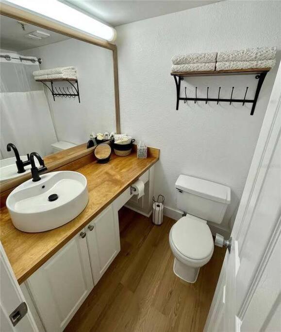 Universal-disney Dream 2 - The Enclave Apartment *