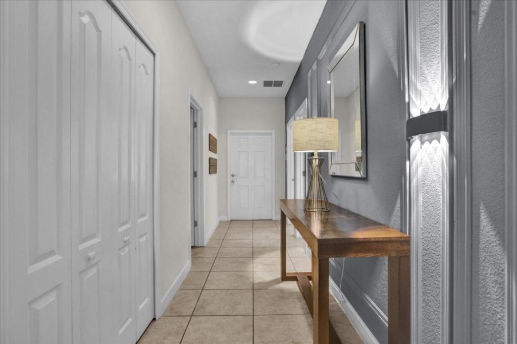 Holiday home 5 Bedrooms - 4 Bathrooms - Paradise Palms 8869 Cp
