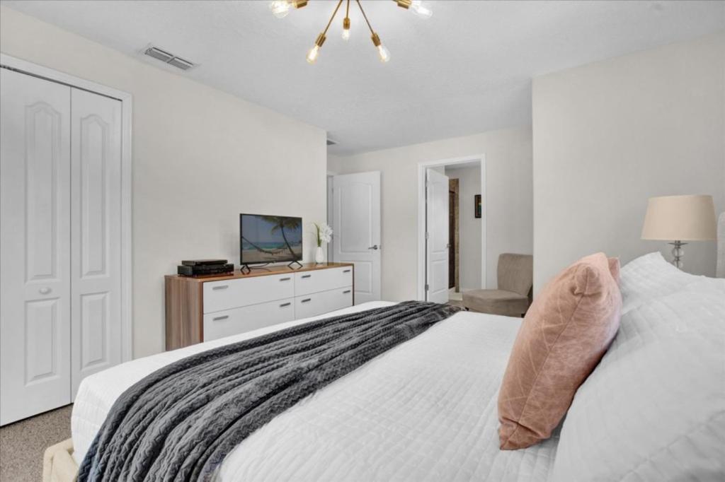 Holiday home 5 Bedrooms - 4 Bathrooms - Paradise Palms 8869 Cp