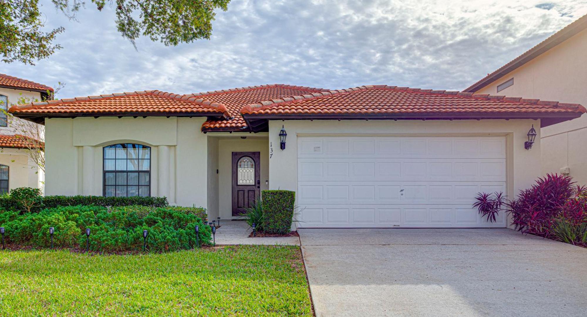 Dream - New 4br/3ba - 6 Miles From Villa Orlando
