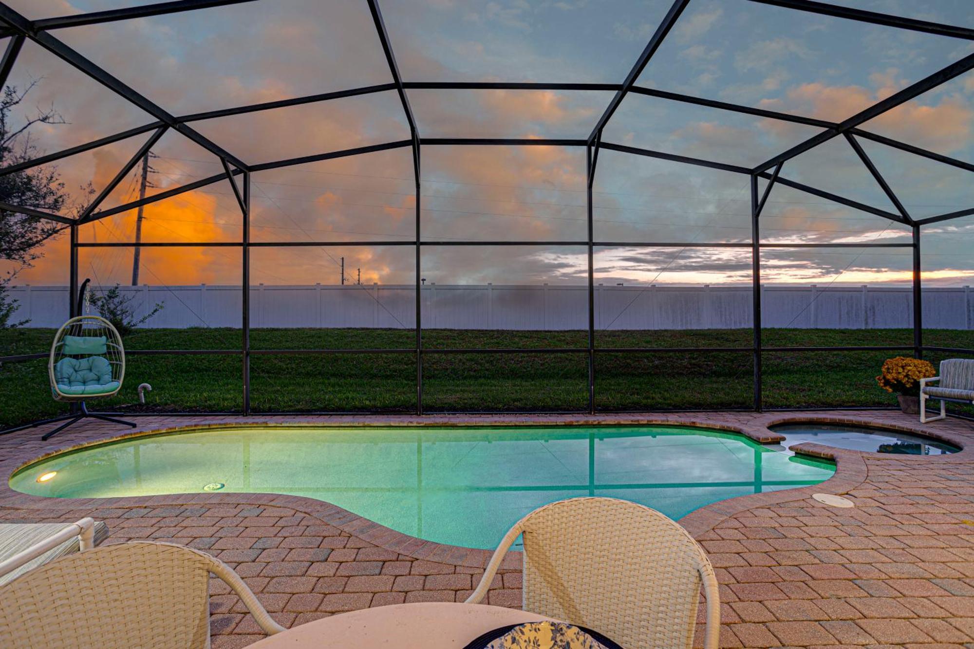 Dream - New 4br/3ba - 6 Miles From Villa