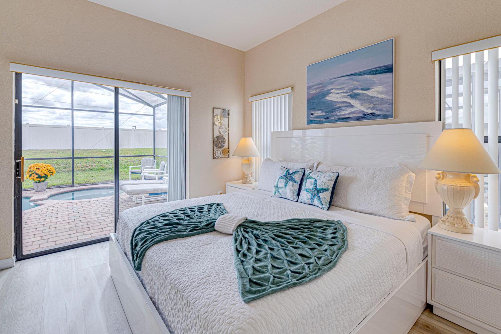 Dream - New 4br/3ba - 6 Miles From Villa *