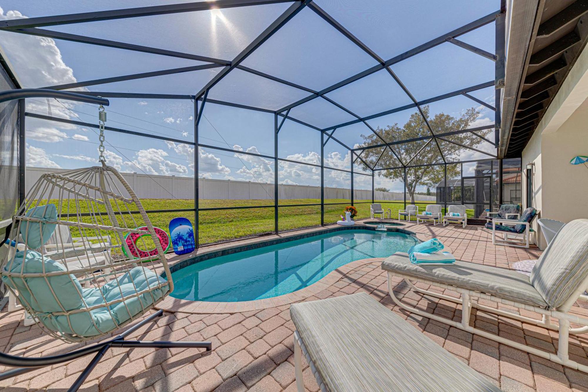 Dream - New 4br/3ba - 6 Miles From Villa Orlando