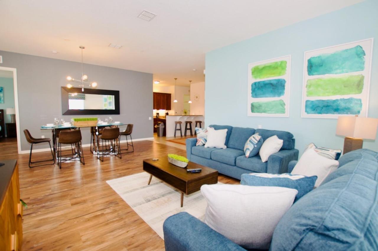 Vista Cay Luxury 4 Bedroom