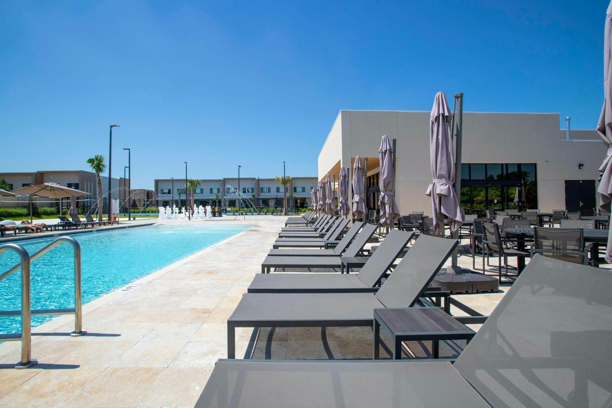 Holiday home 4 - 5 Min From - W Jacuzzi 7557