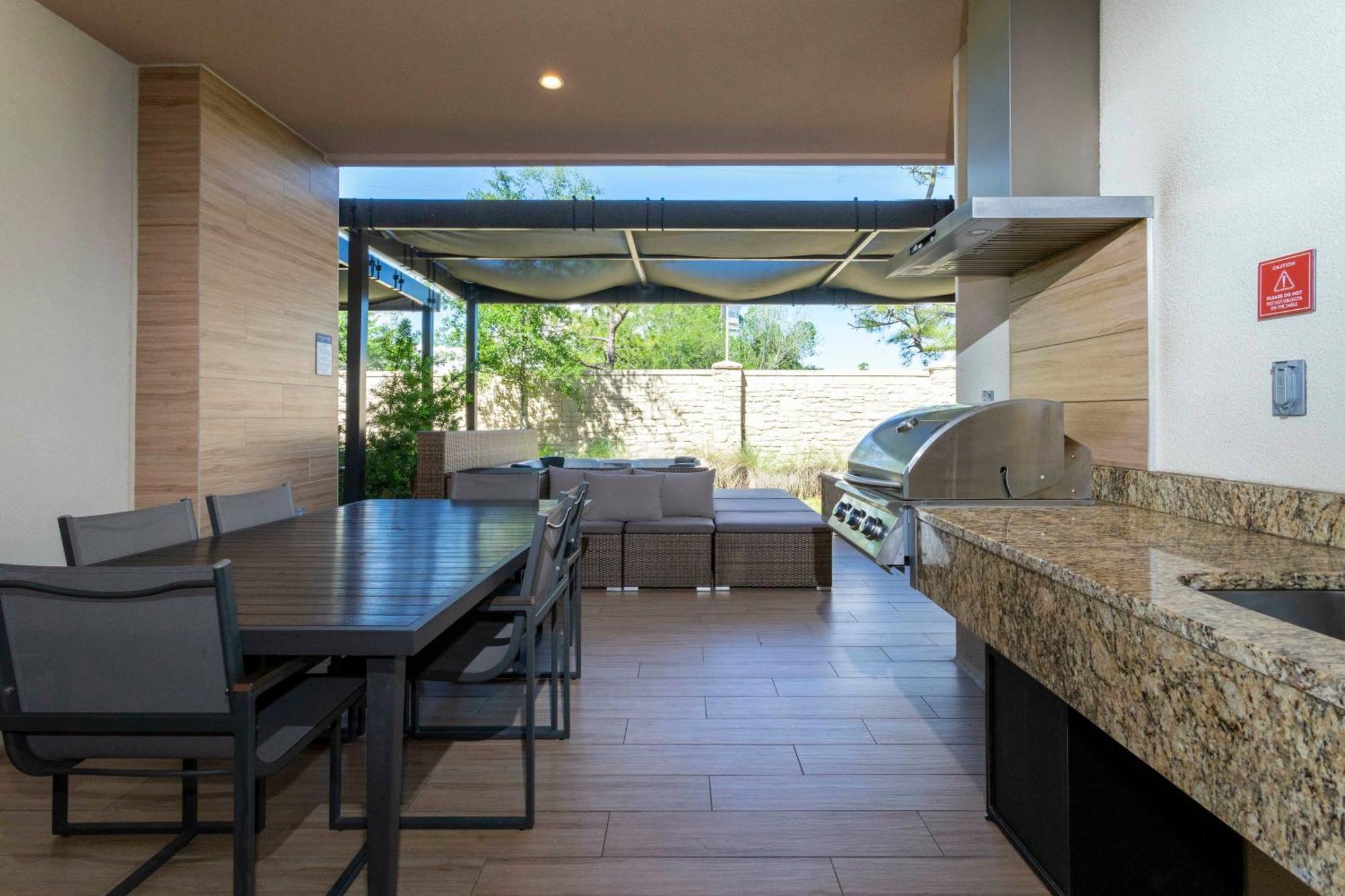 Holiday home 4 - 5 Min From - W Jacuzzi 7557