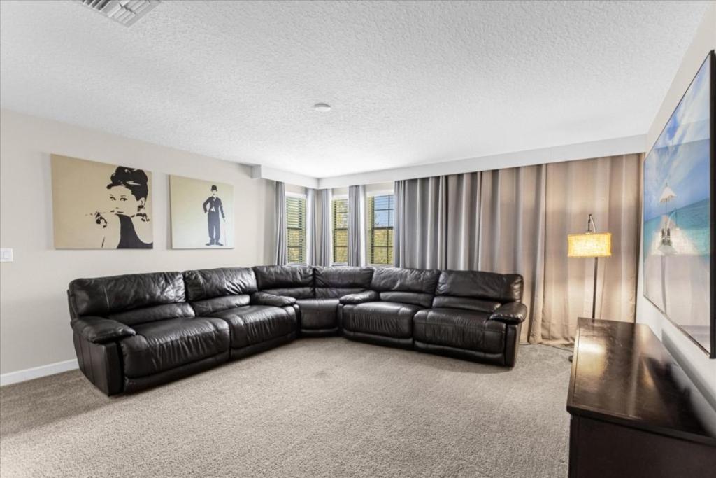 7 Bedrooms - 5 Bathrooms - Champions Gate 1532 Mv Orlando