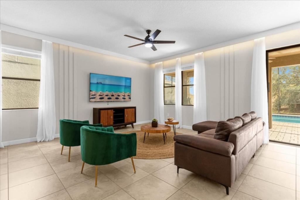 7 Bedrooms - 5 Bathrooms - Champions Gate 1532 Mv Holiday home *