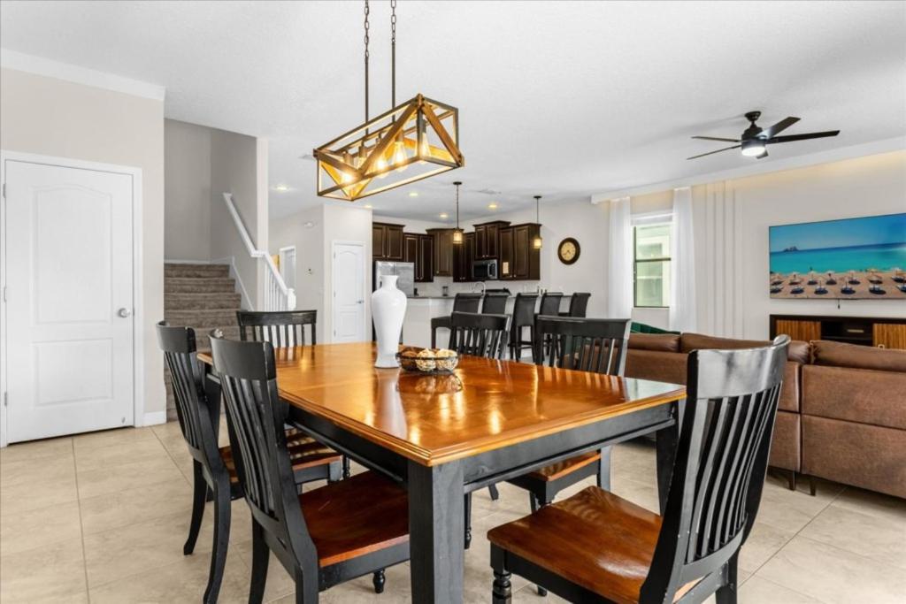 Holiday home 7 Bedrooms - 5 Bathrooms - Champions Gate 1532 Mv Orlando