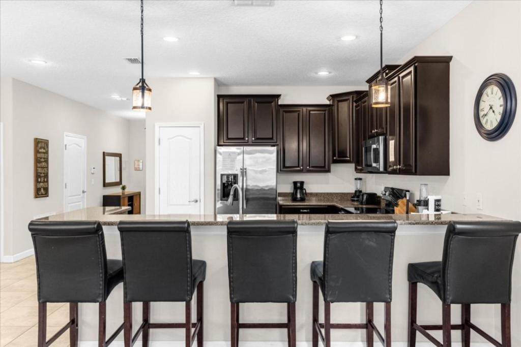 7 Bedrooms - 5 Bathrooms - Champions Gate 1532 Mv * Orlando