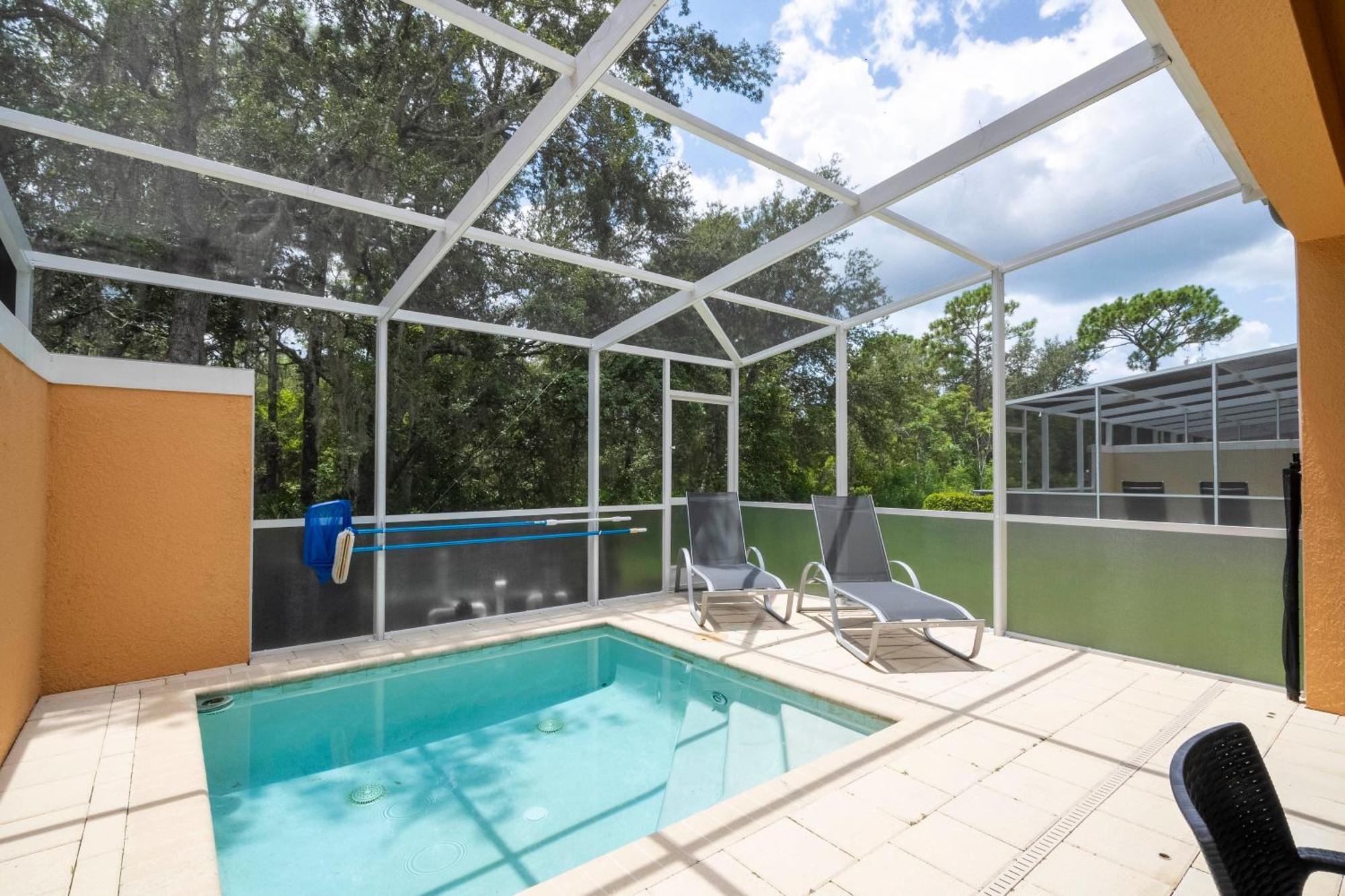 3br Townhouse Near Bbq Grill And Pool Holiday home Orlando