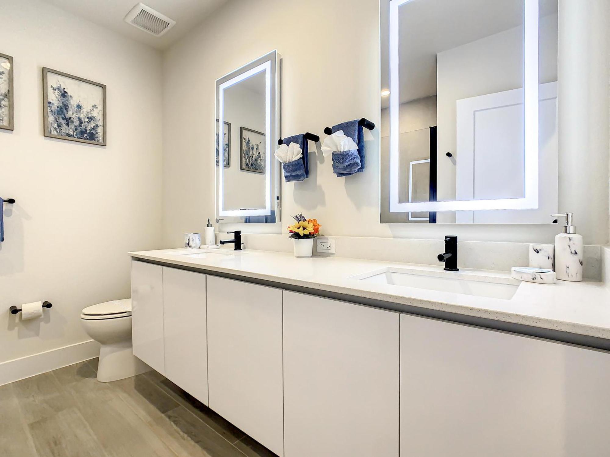 3 Bedrooms Pool Hidden Forest Amenities Apartment Orlando