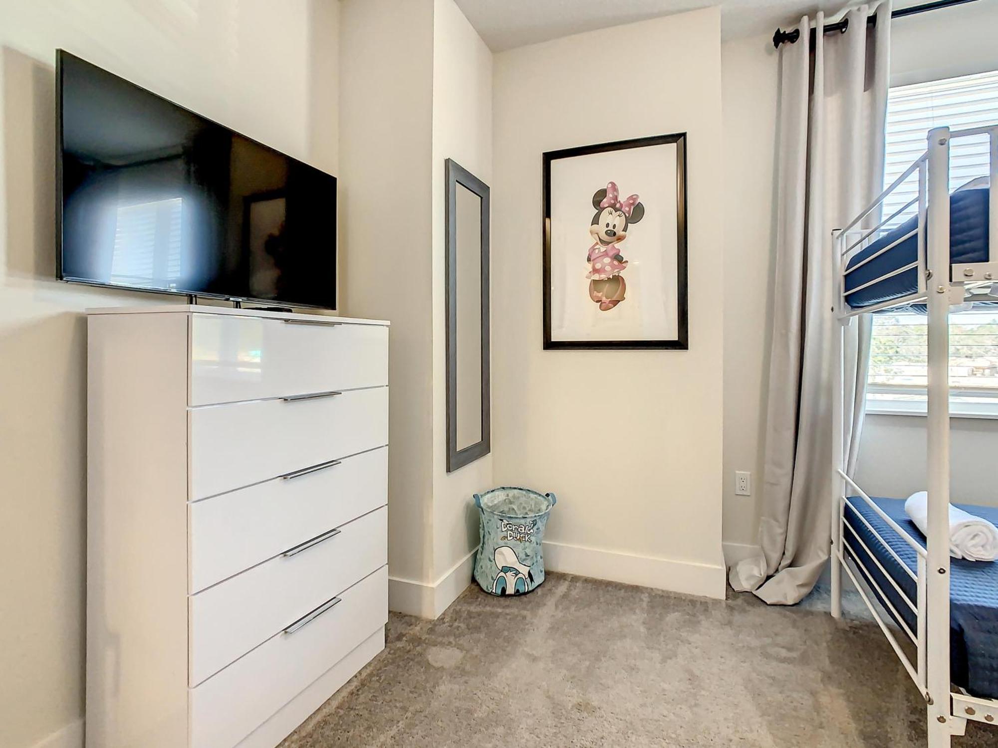 3 Bedrooms Pool Hidden Forest Amenities * Orlando