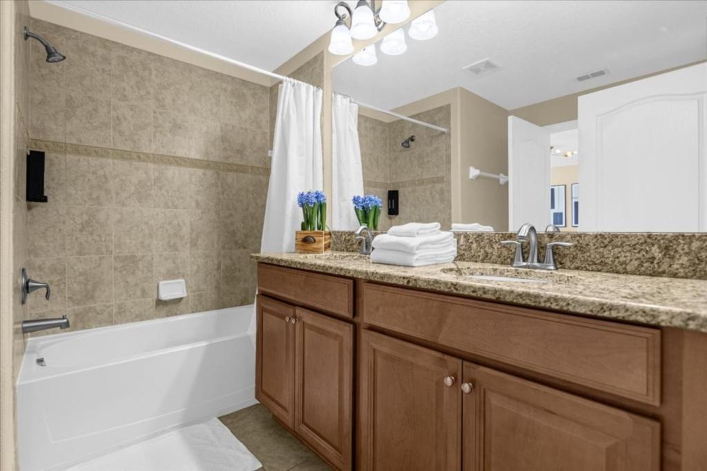 Holiday home 4 Bedrooms - 3 Bathrooms - Paradise Palms 8925 Bp Orlando
