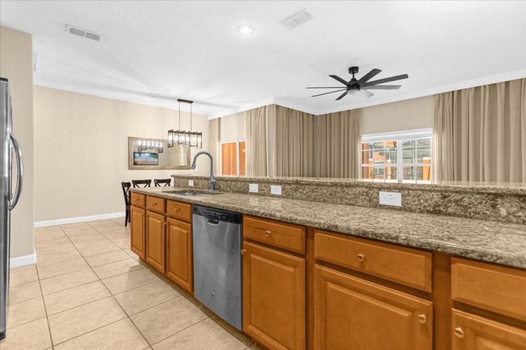 4 Bedrooms - 3 Bathrooms - Paradise Palms 8925 Bp Holiday home *
