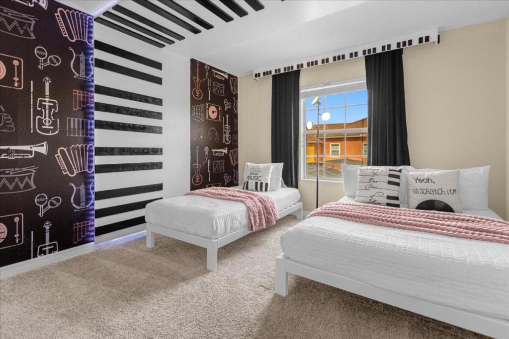 4 Bedrooms - 3 Bathrooms - Paradise Palms 8925 Bp Holiday home Orlando
