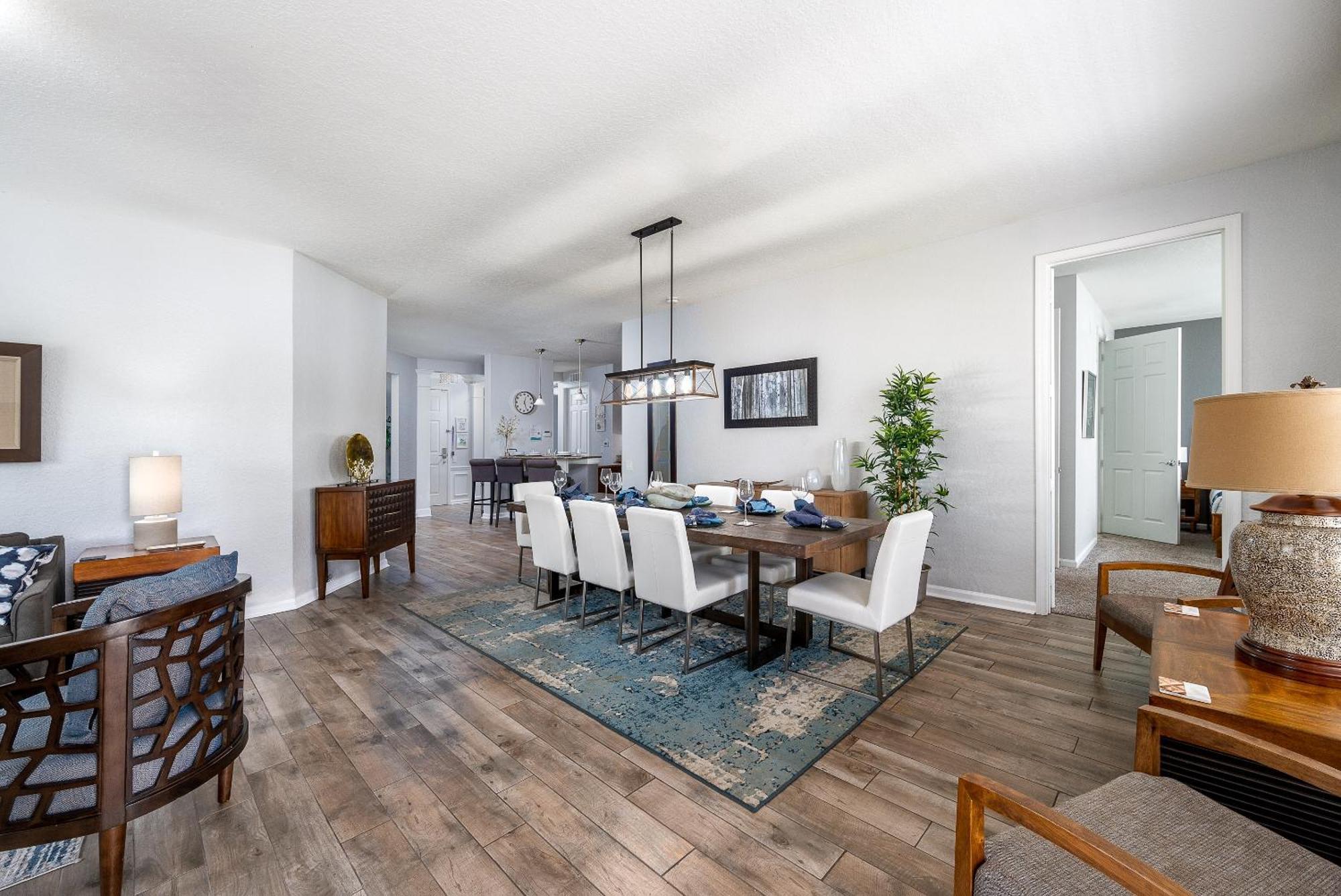 La Vista Lakeview Apartment Orlando