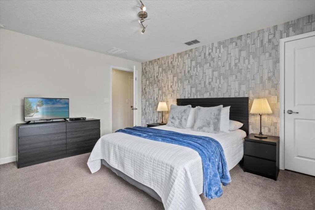 5 Bedrooms - 4 Bathrooms - Storey 4814 Rc Holiday home *