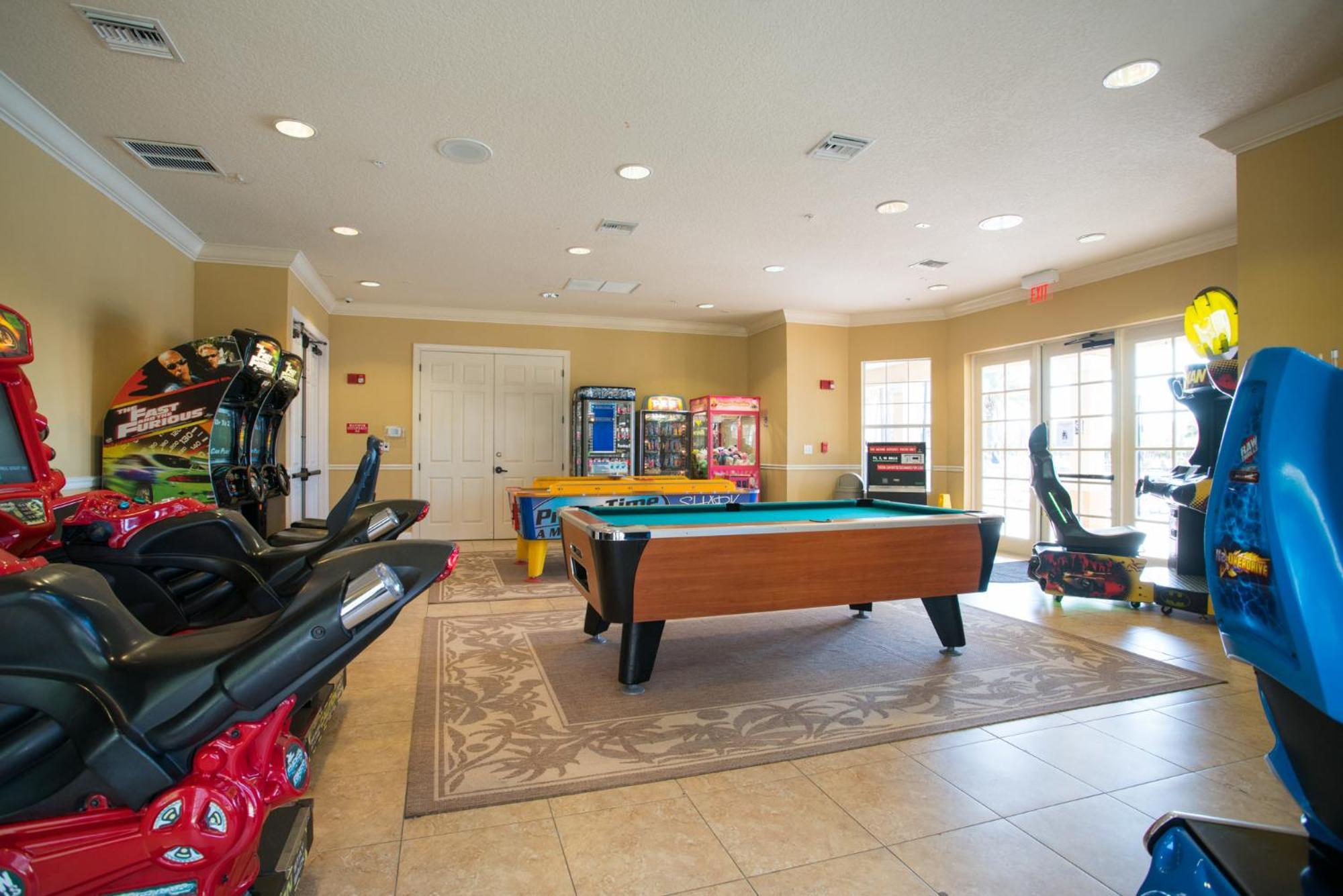 Apartment Vista Cay Lakeview Penthouse: Luxurious Near Theme Parks *