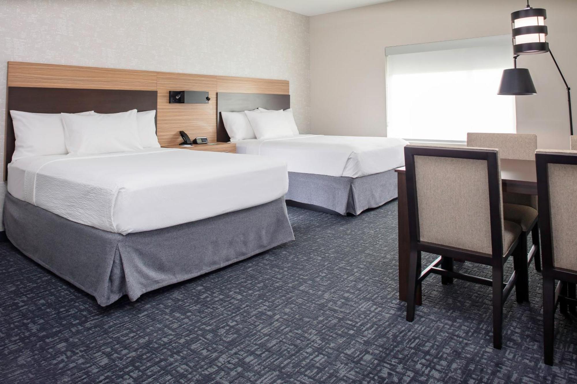 Towneplace By Marriott Airport 3*