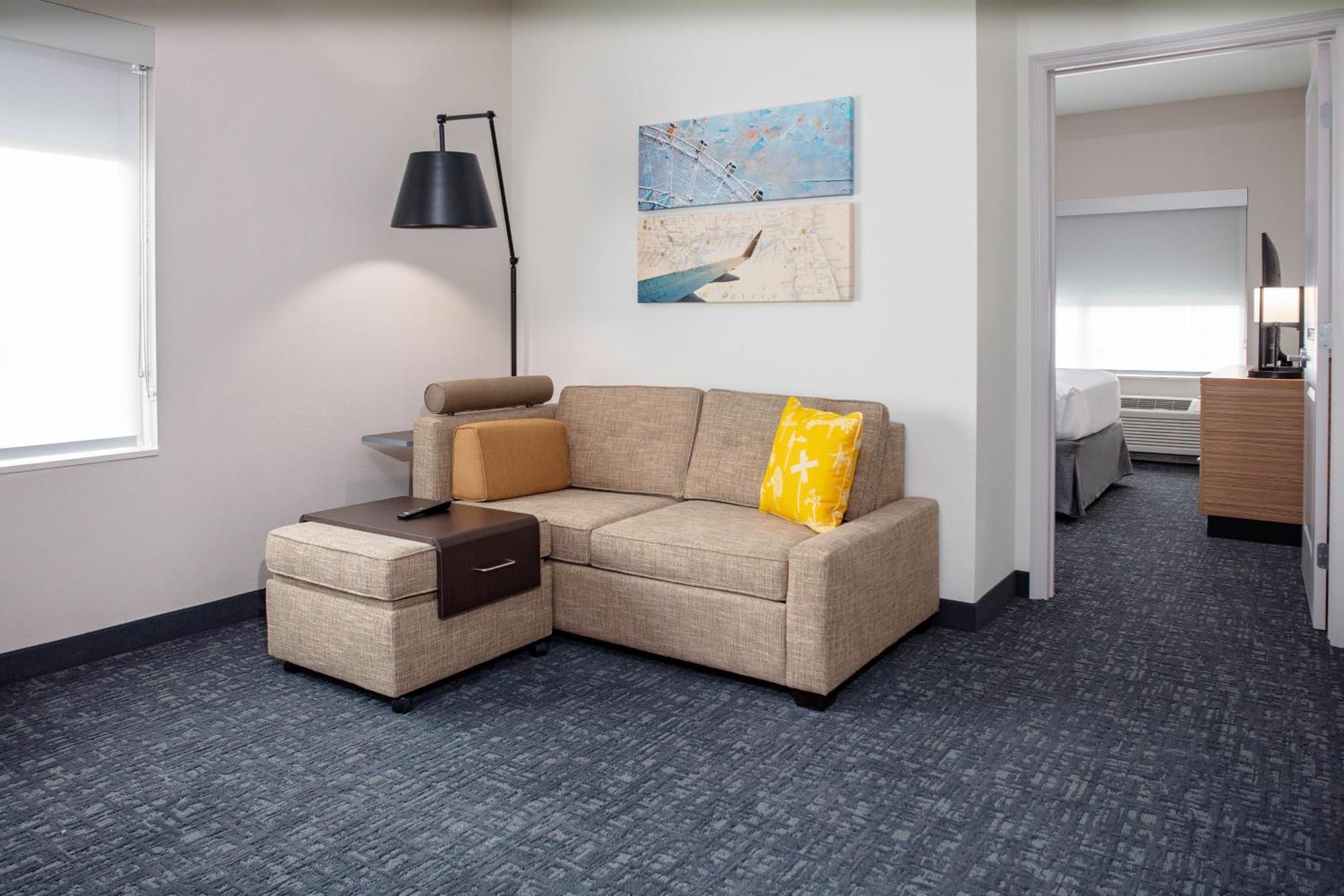 Towneplace By Marriott Airport Hotel Orlando