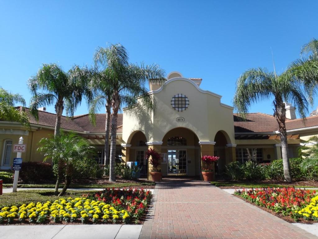 Universal Area Apartment *