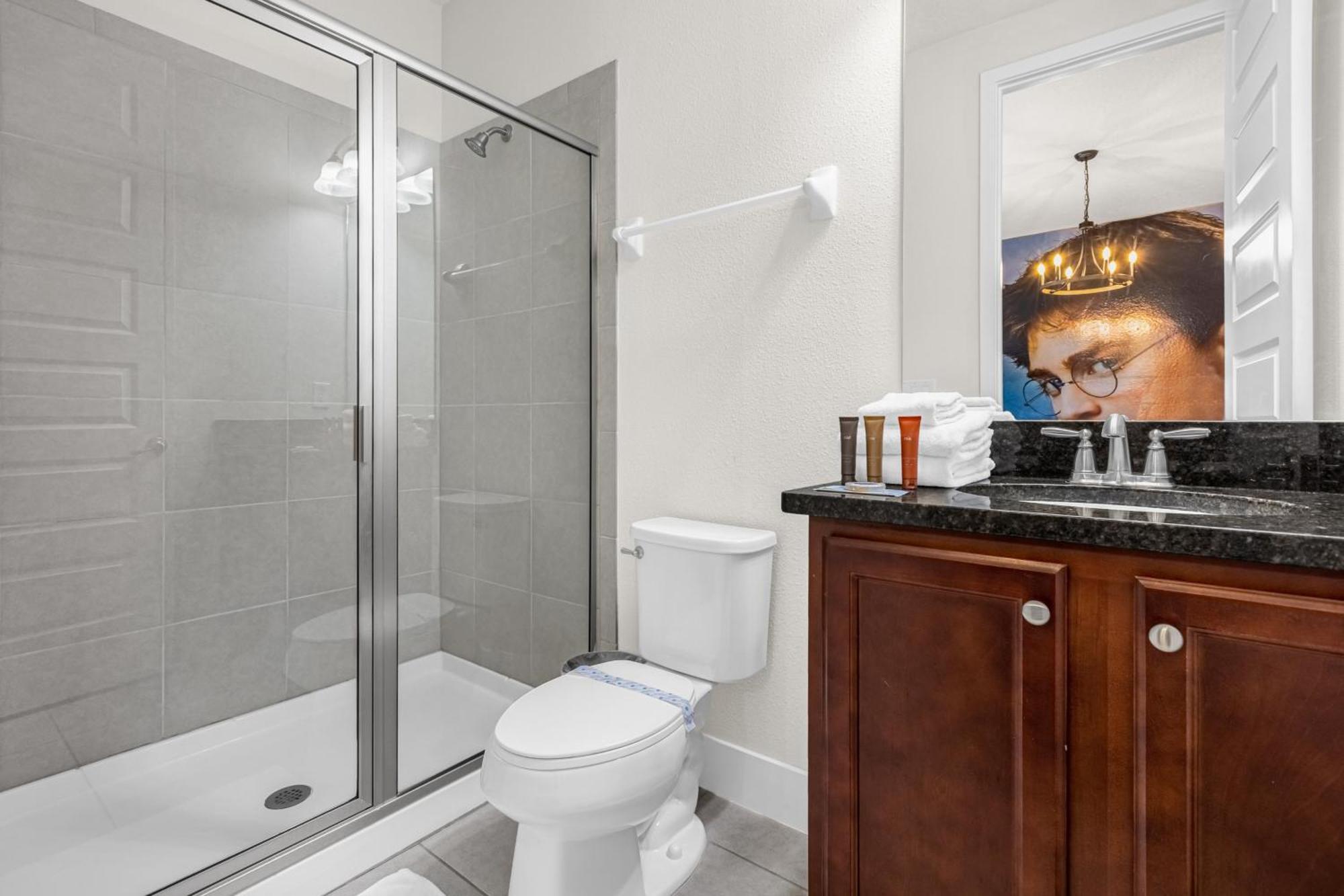 8 Bedrooms - 7 Bathrooms - Encore 7502 Ma