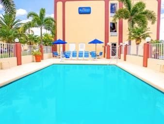 Baymont & Orlando/universal Area Hotel