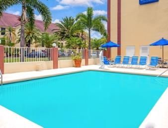Hotel Baymont & Orlando/universal Area 2*