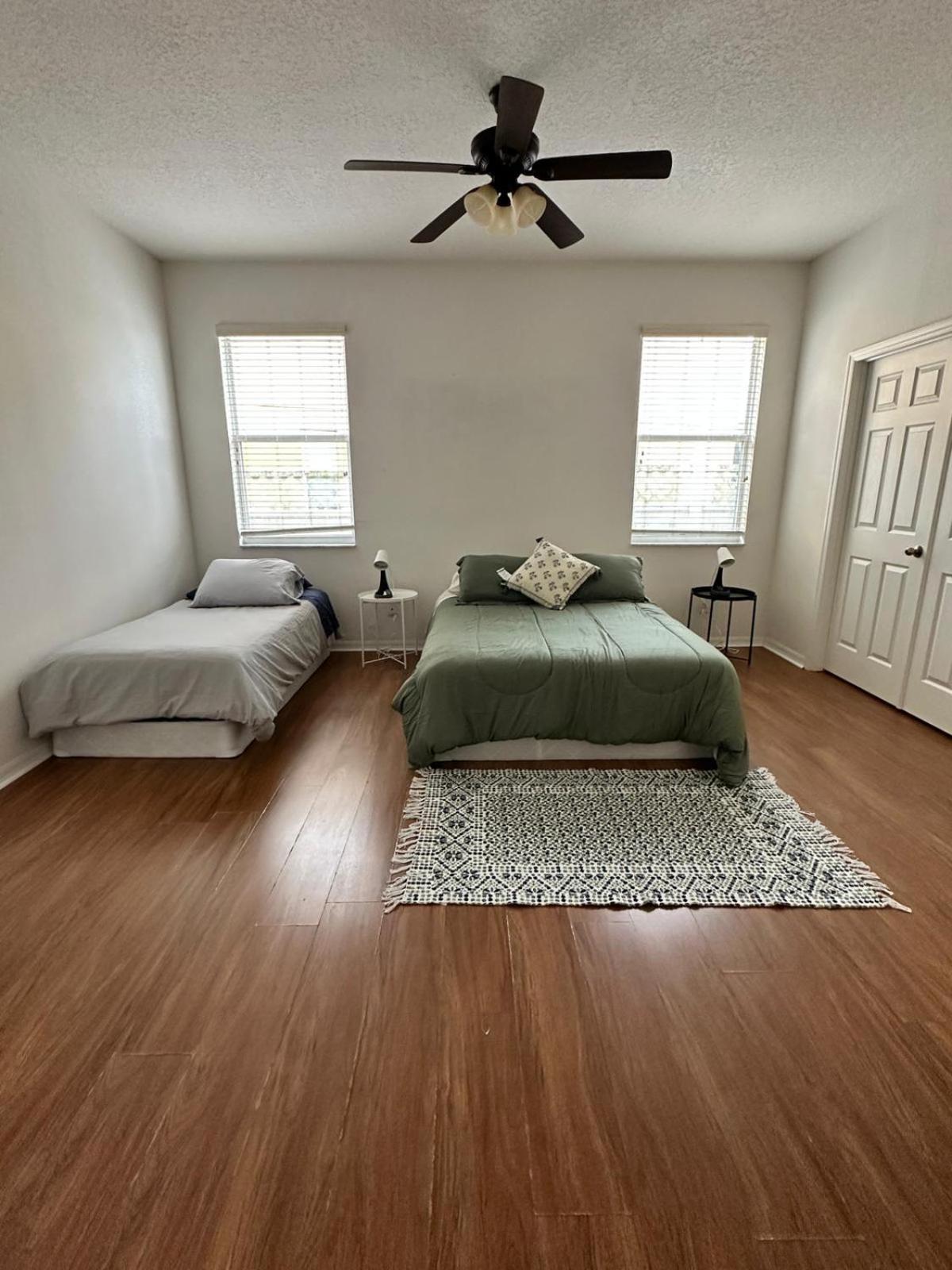 Close To Disney. Big House With Backyard Holiday home