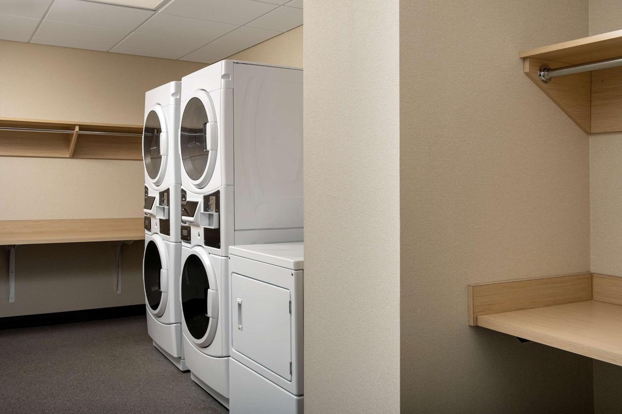 Hilton Garden Downtown Hotel 3*