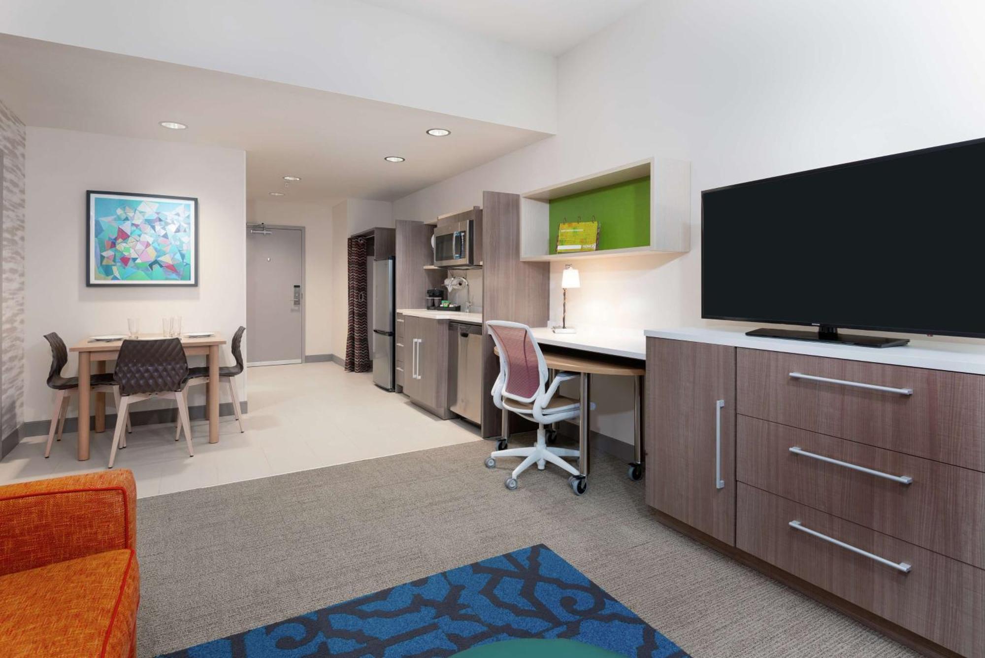 Home2 By Hilton Near Universal Hotel Orlando