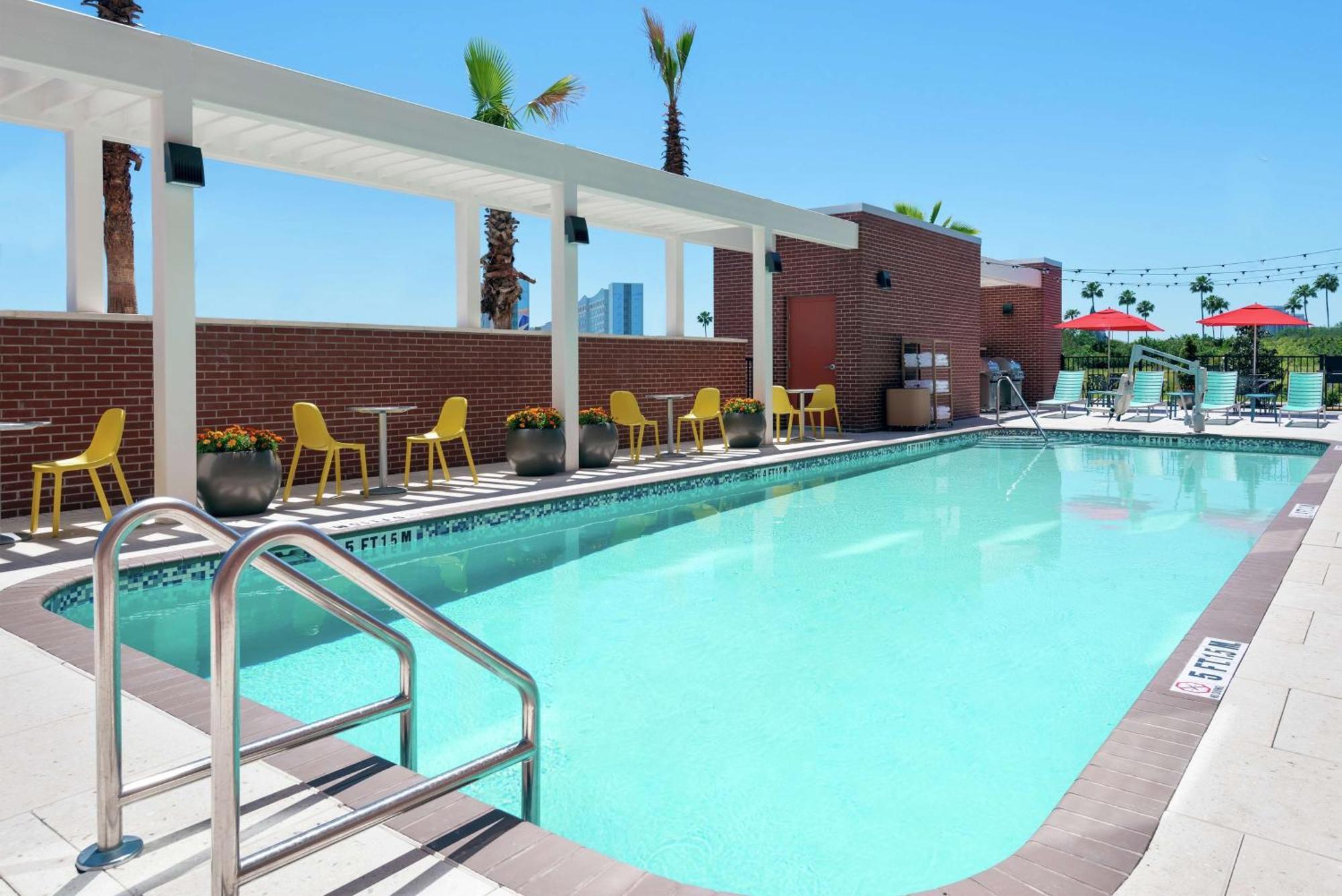 Home2 By Hilton Near Universal 3* Orlando