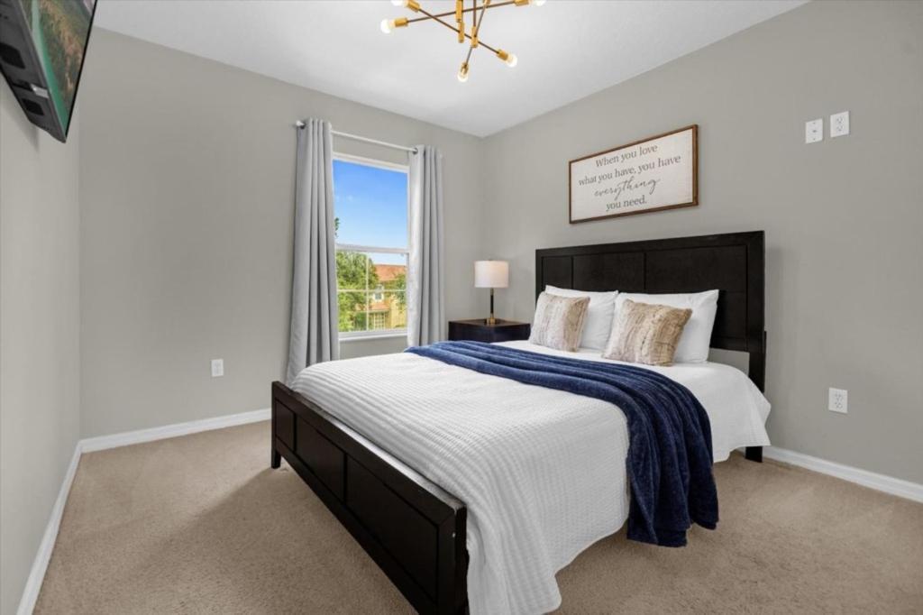 3 Bedrooms - 2,5 Bathrooms - Encantada 3122 Yl