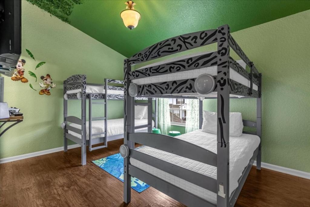 Holiday home 3 Bedrooms - 3 Bathrooms - Windsor Hills 7658 Kc *