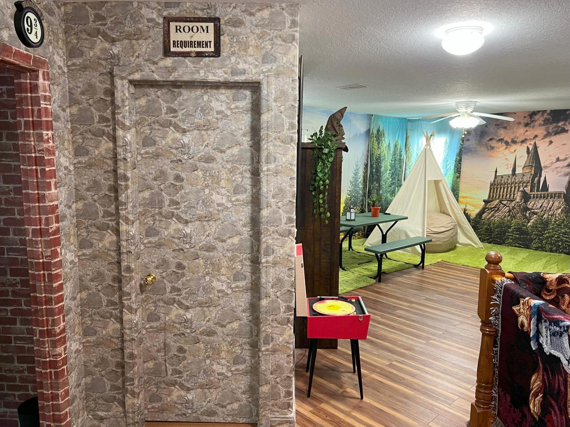 Holiday home Magical Castle Near Theme Parks *