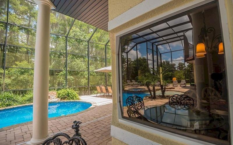 Lakeside Villa: Opulent 8br Paradise In St. Georges Manor, Formosa Gardens, Fl Orlando