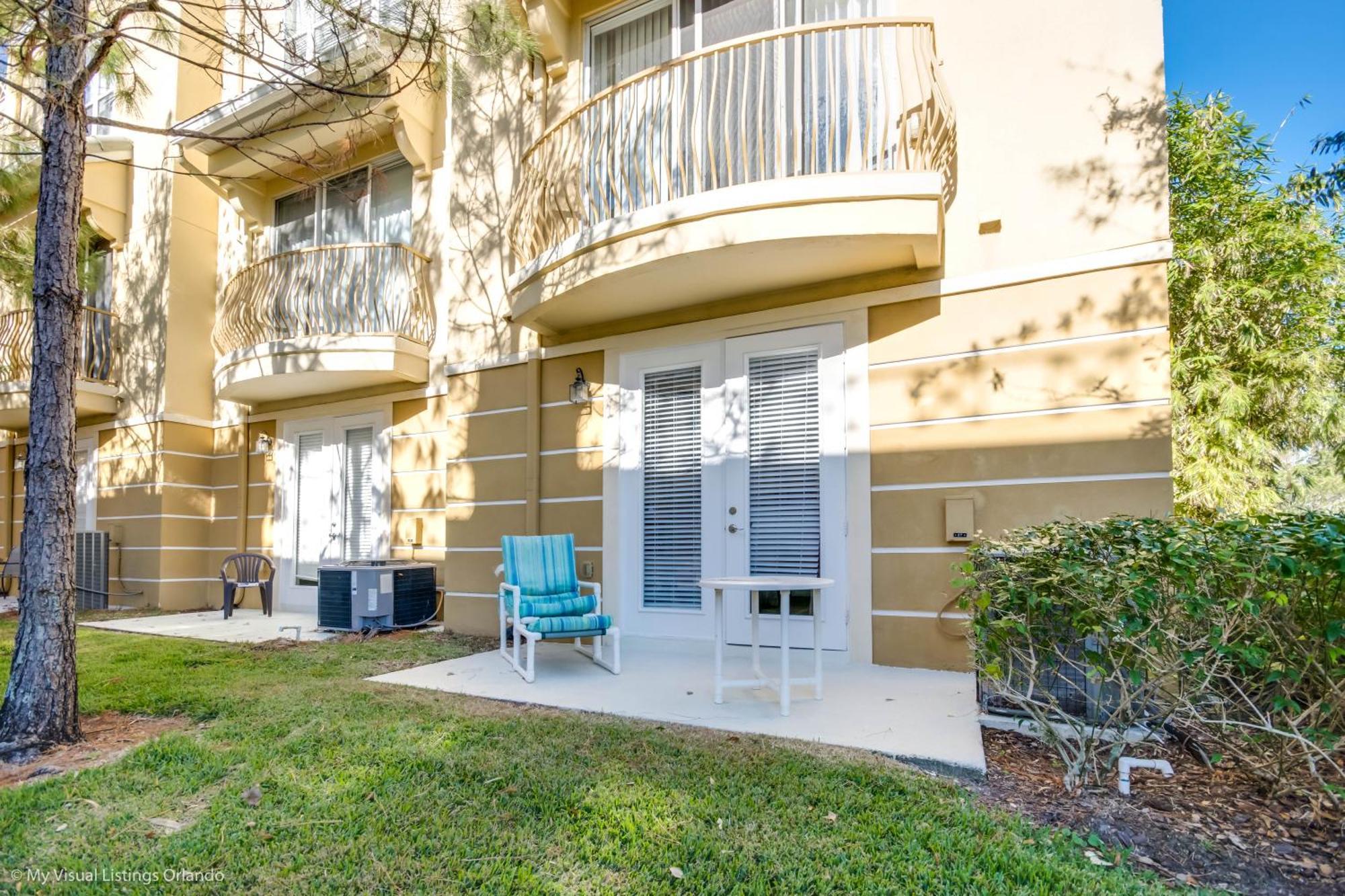 Spacious Townhome Wpatio Garage Sleeps10 Holiday home Orlando